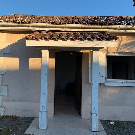 Petite Maison Dans Un Village Du Gers Sabazan Dış mekan fotoğraf